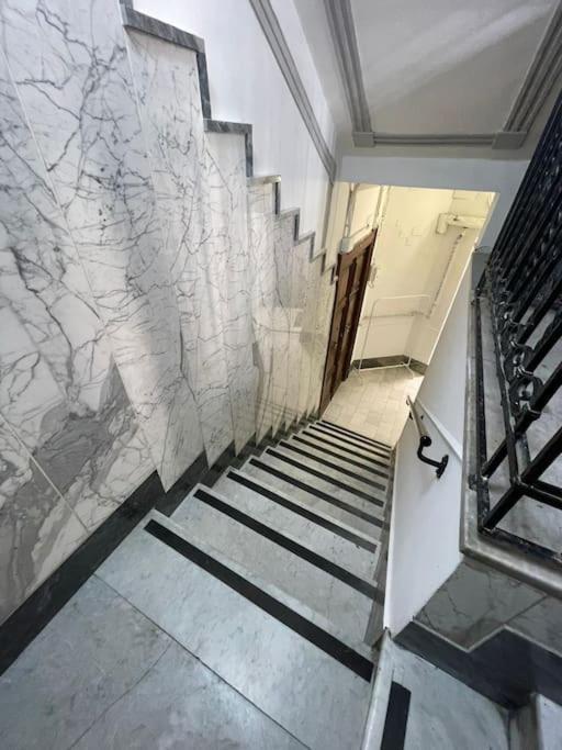 Nel Cuore Del Vomero Apartament Neapel Exterior foto