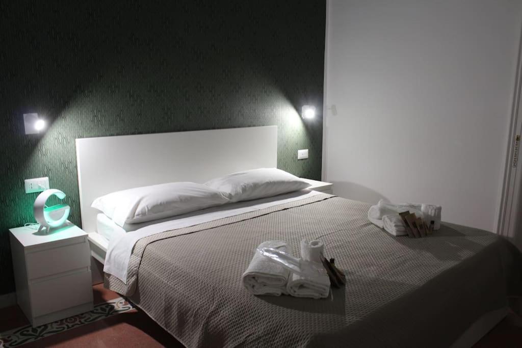 Nel Cuore Del Vomero Apartament Neapel Exterior foto