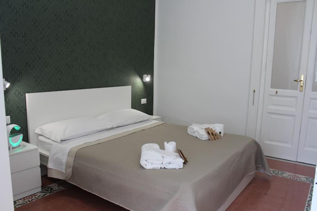 Nel Cuore Del Vomero Apartament Neapel Exterior foto